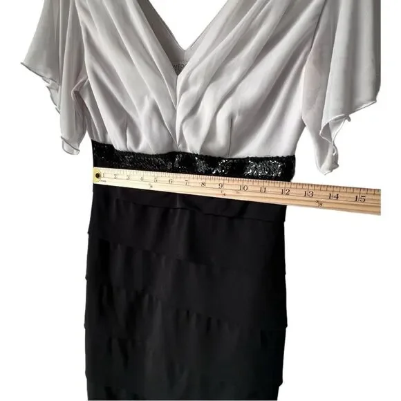 EnFocus Studio black white dress butterfly sleeve mini V-neck party size 4.  is available for purchase on au PAY Market - Imported Goods Online Store  Co.Ltd. | au PAY Market - Online